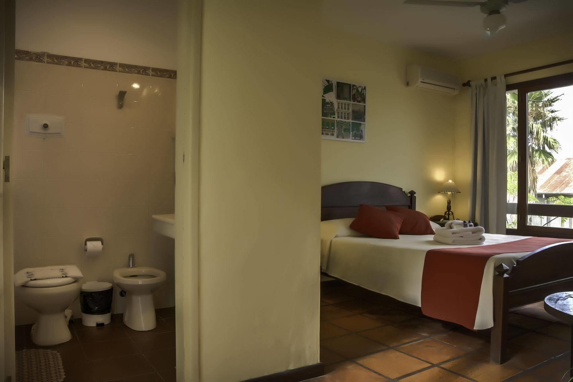 Viajero Posada B&B Колония-дель-Сакраменто Экстерьер фото